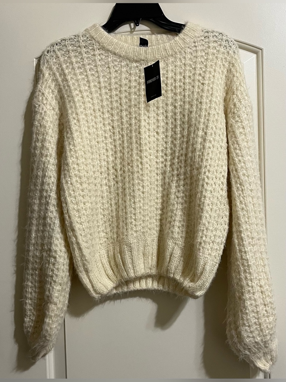 NWT Forever 21 Cream Ivory Women’s Crochet Knit Long Sleeve Sweater Medium